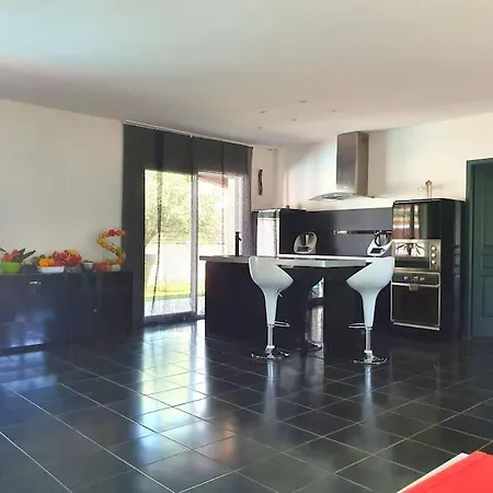 Vila L'antre-deux